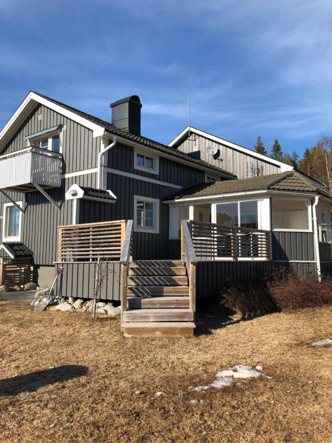 Villa Utanfoer Oernskoeldsvik, Hoega Kusten 外观 照片